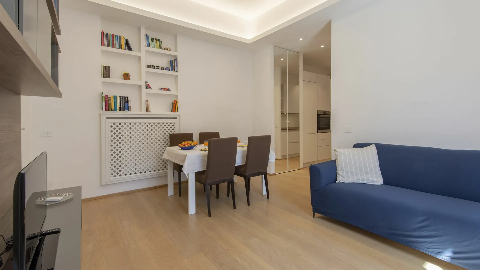 Wagner Apartment - Corso Vercelli Milan