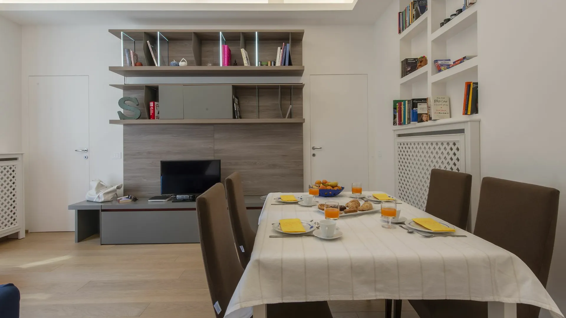Wagner Apartment - Corso Vercelli Milan Italy